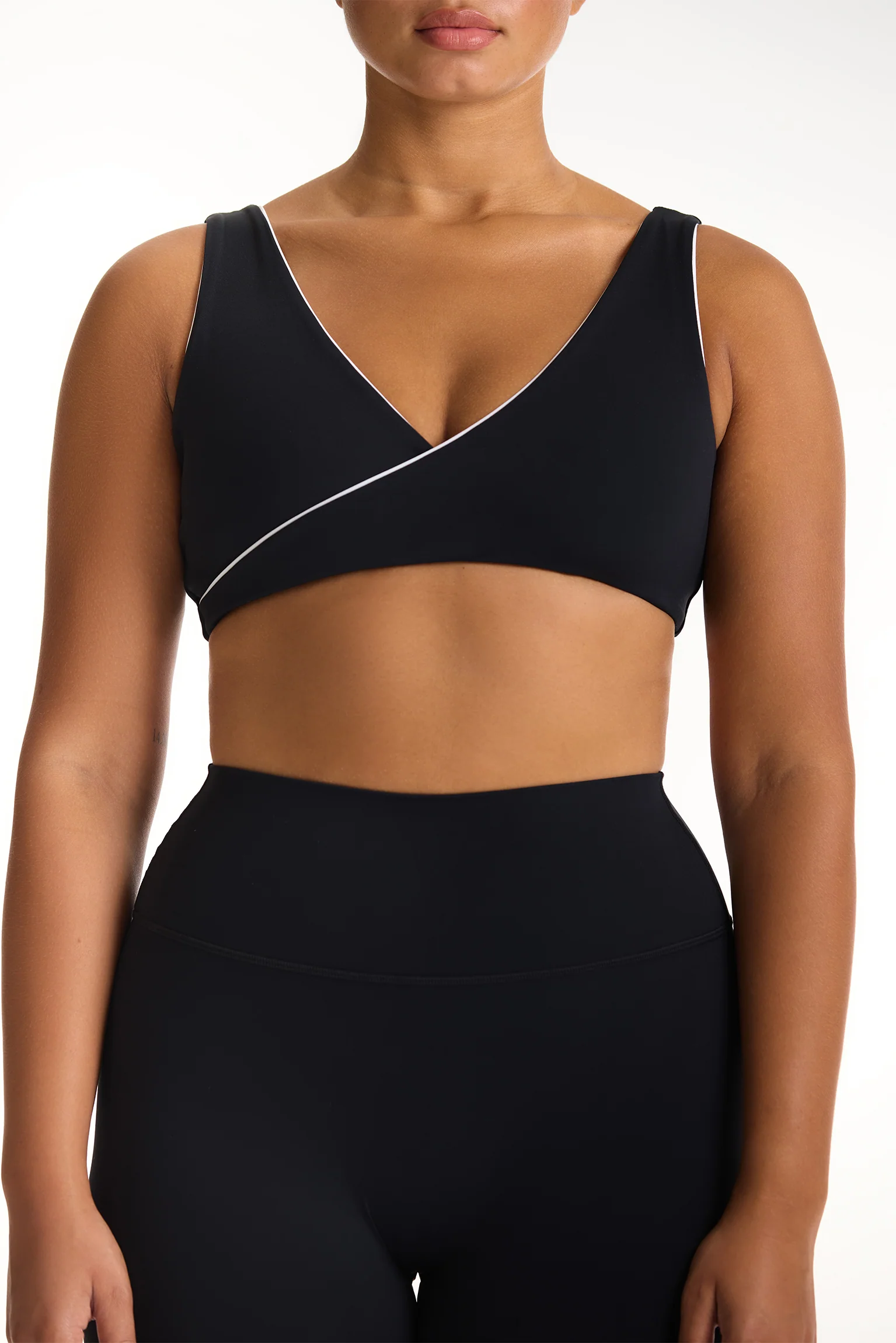 BREATHE CONTRAST WRAP BRA - ORCA - Image 4