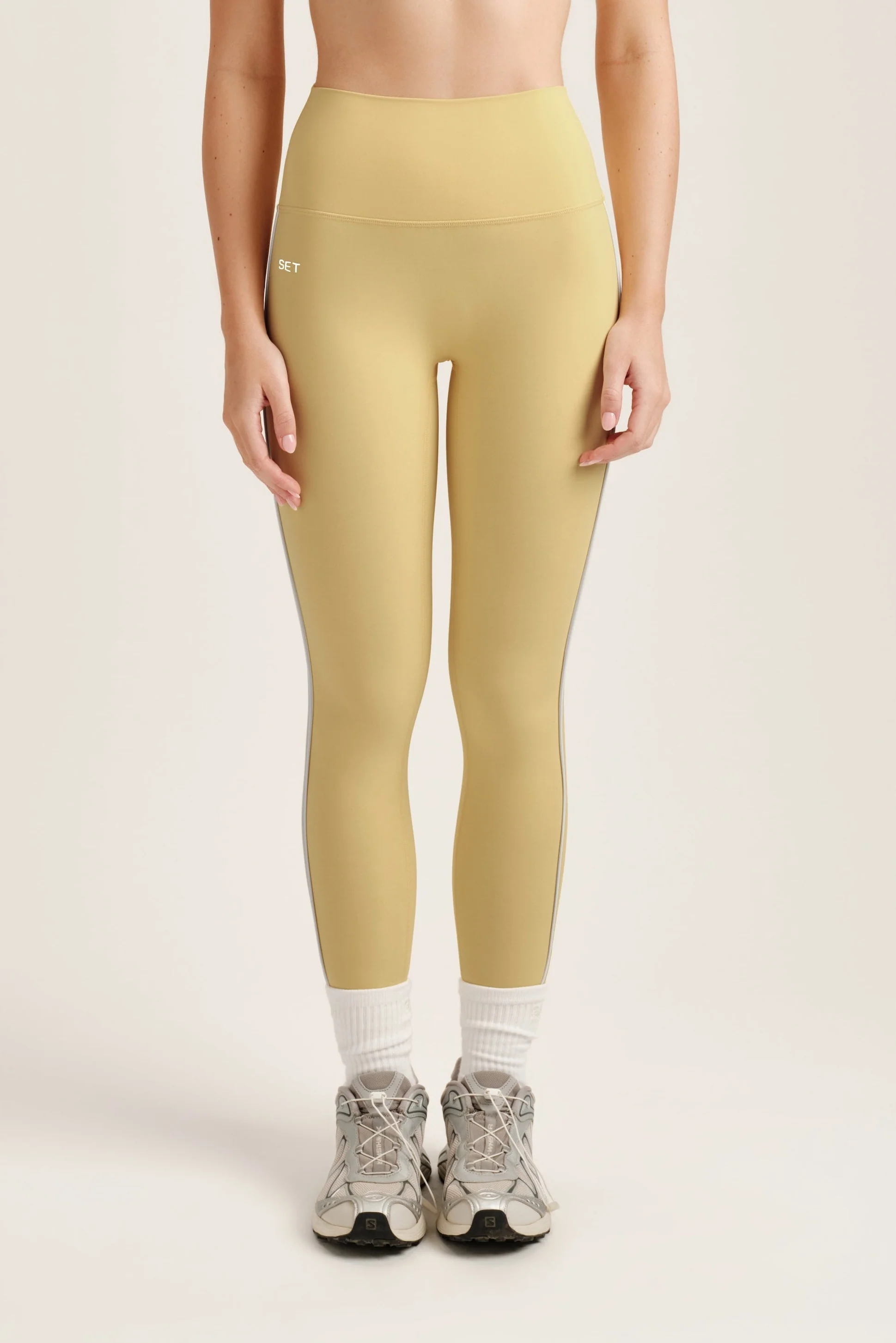 BREATHE PIPE LEGGINGS - BUTTER