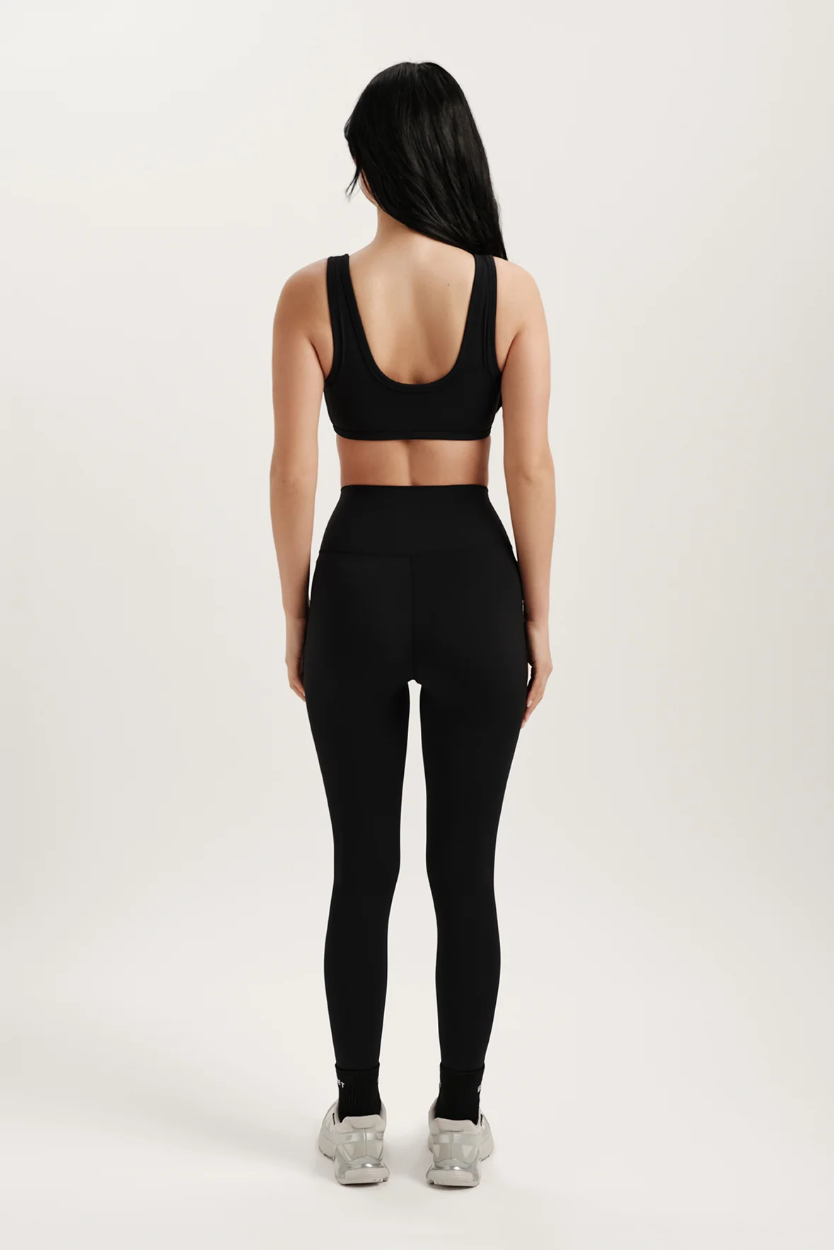 BREATHE SCOOP BRA - ONYX - Image 4