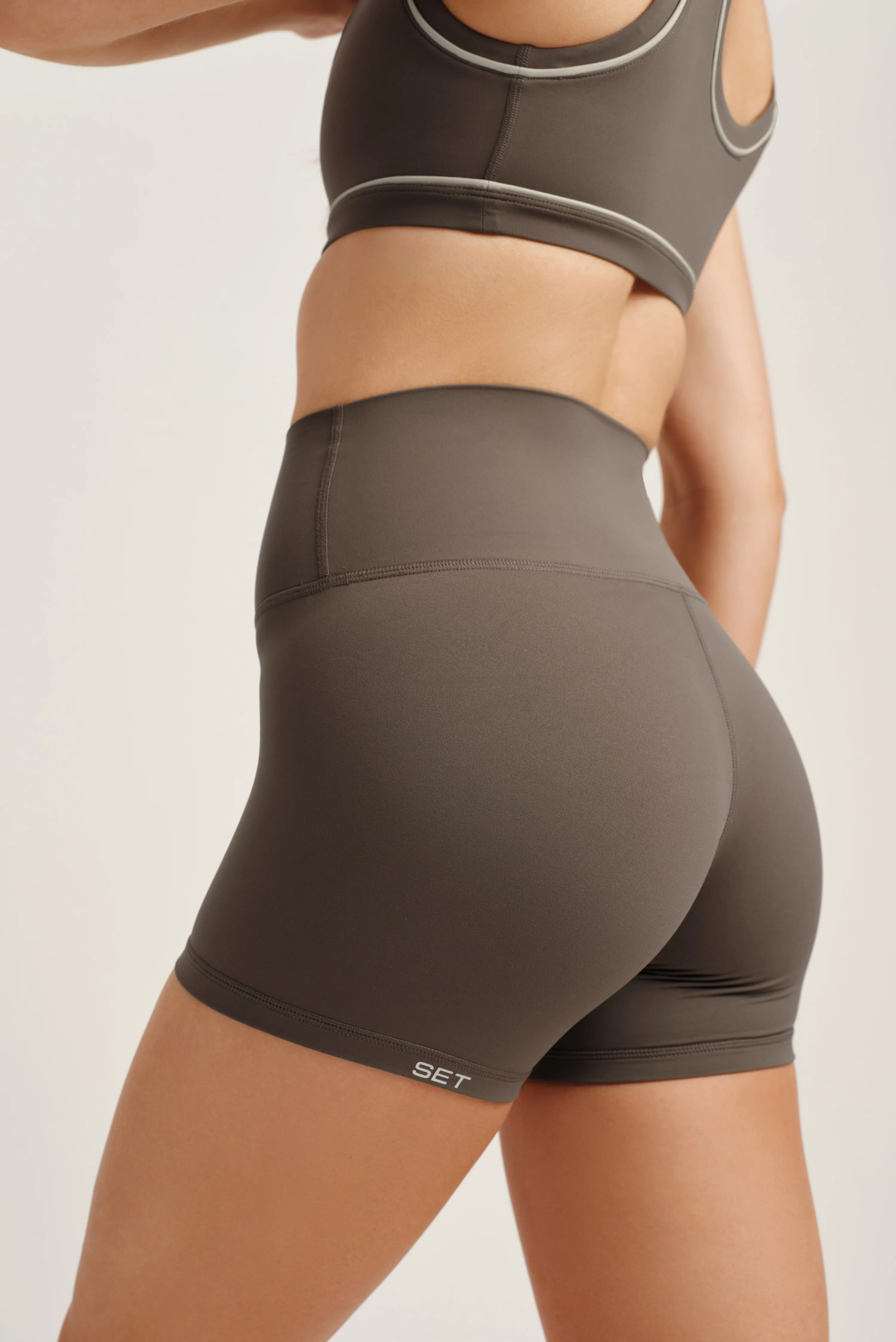 BREATHE SHORTS - GRAIN - Image 5