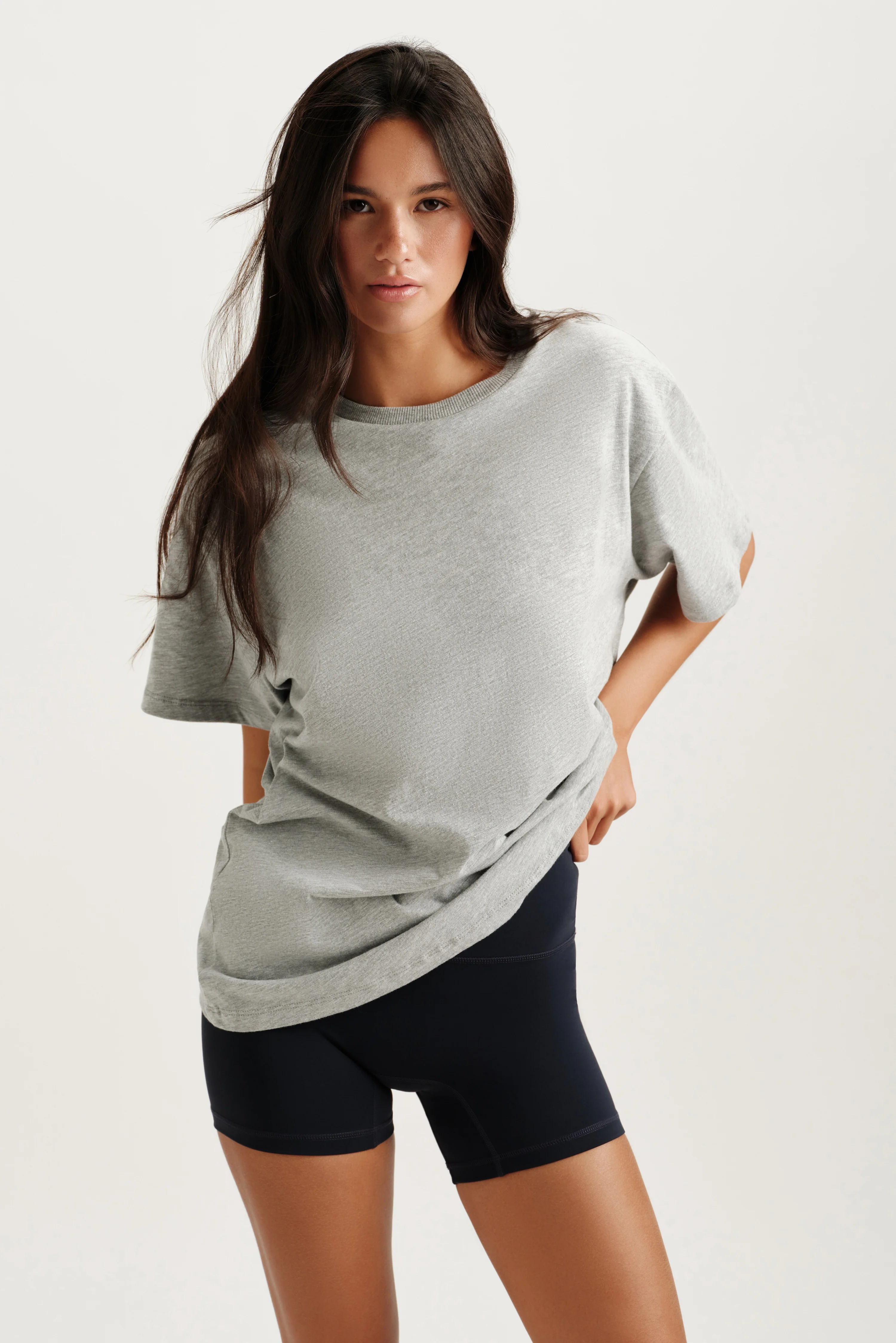 CLASSIC COTTON DAILY BOYFRIEND TEE - FOG HEATHER GREY - Image 2
