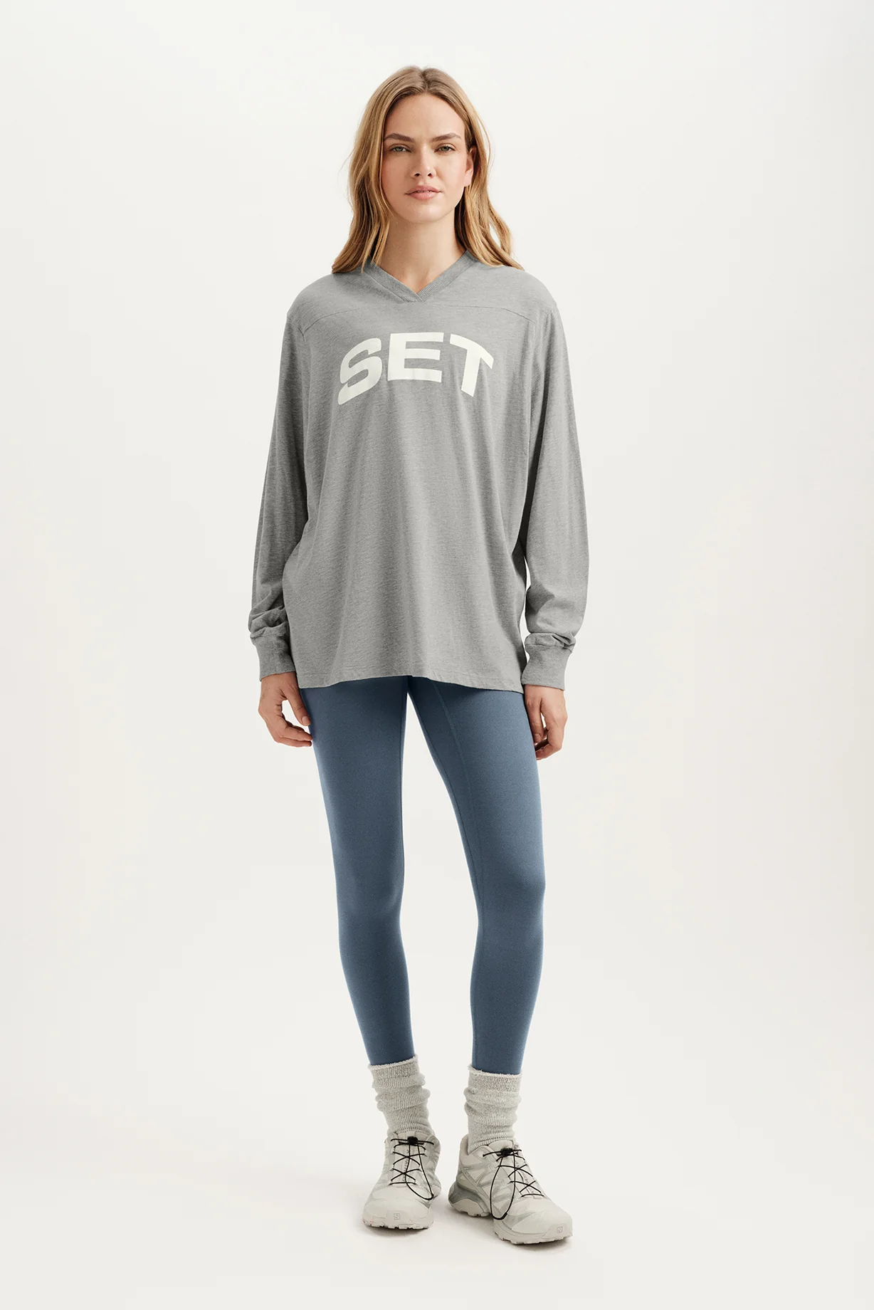 CLASSIC COTTON DAILY VARSITY LONG SLEEVE - FOG HEATHER GREY - Image 3