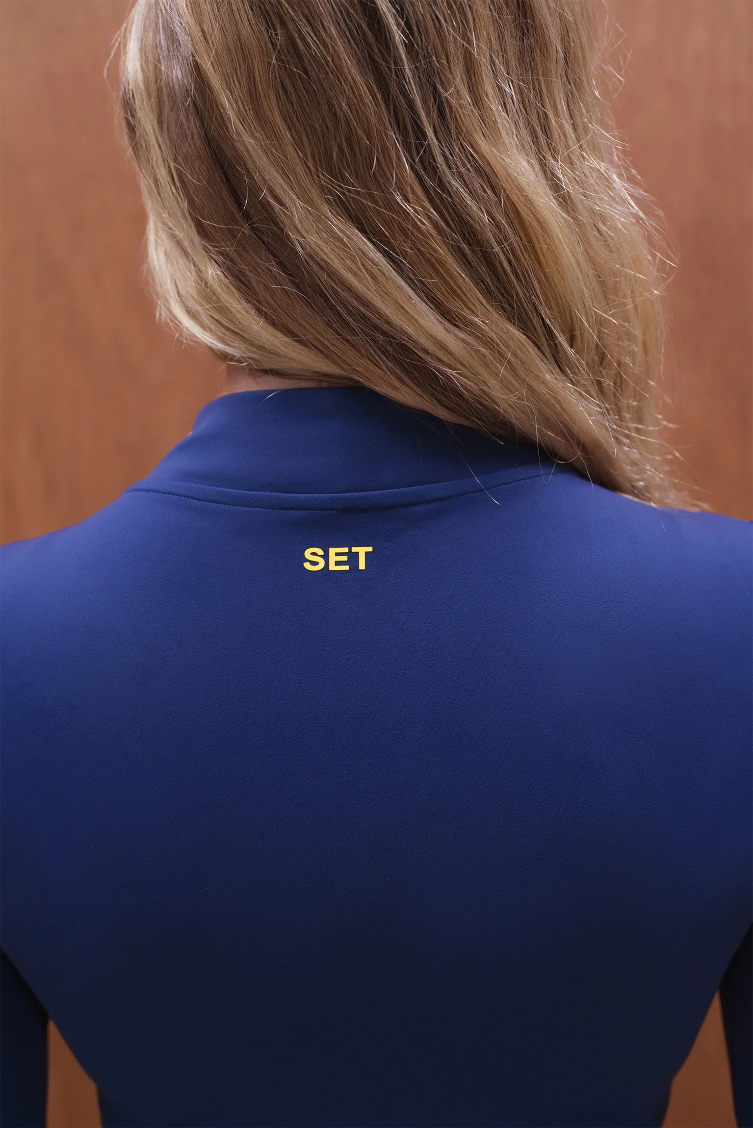 LUXFORM® LUX QUARTER ZIP - VARSITY - Image 5