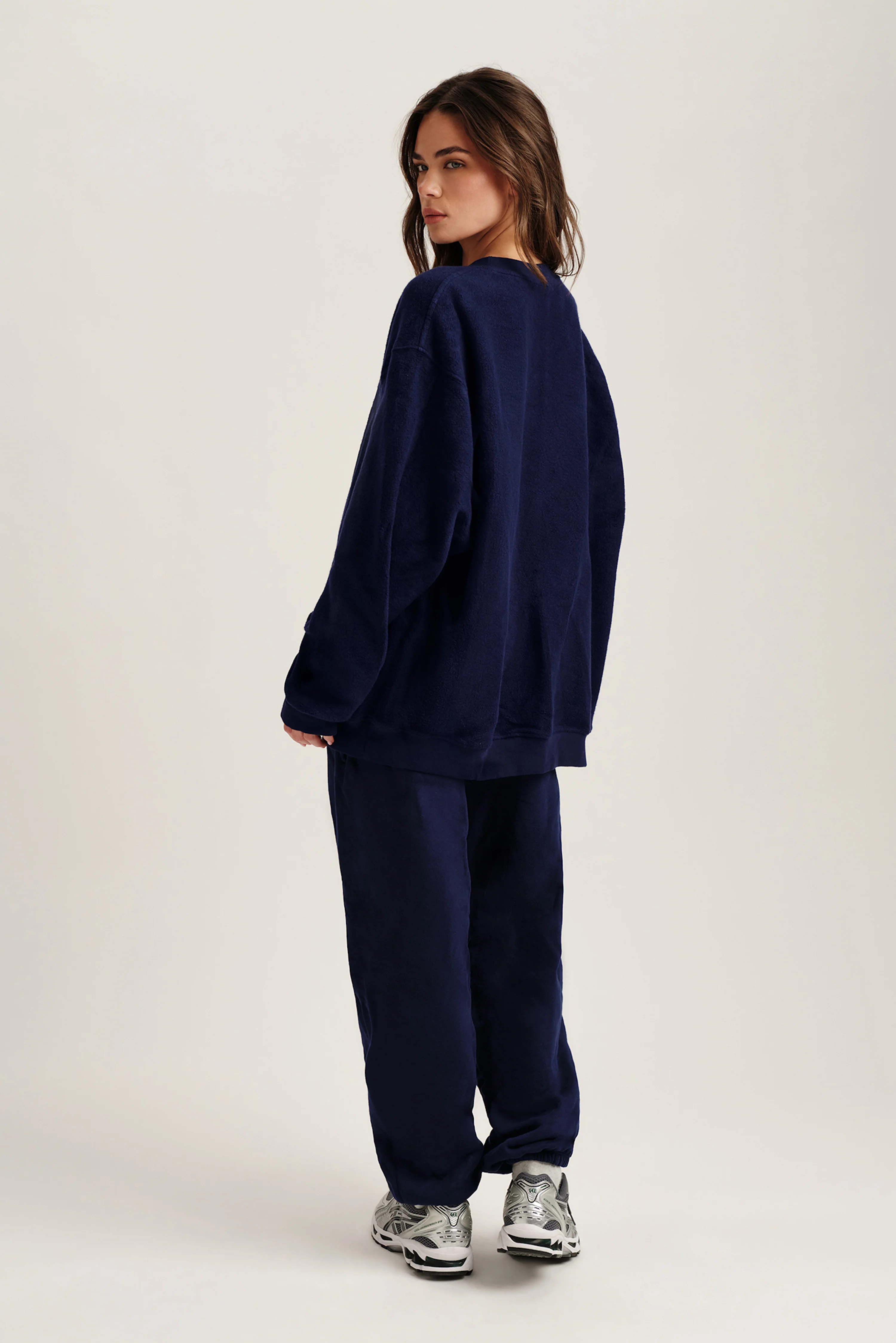 MIDWEIGHT SWEATS STAPLE LAYERED SWEATS - TETHER - Image 4