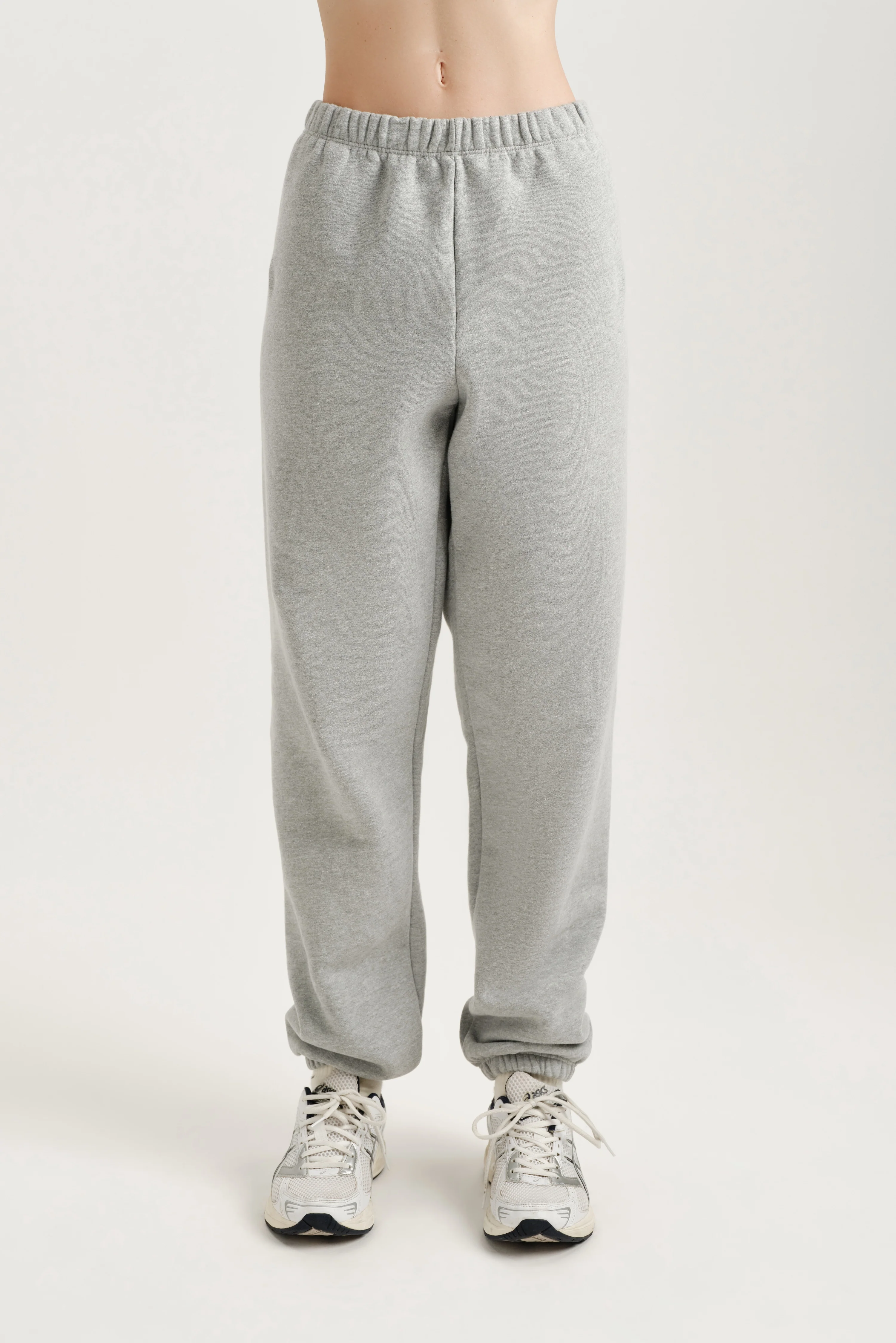 MIDWEIGHT SWEATS STAPLE OLD SCHOOL SWEATPANTS - FOG HEATHER GREY - Image 2