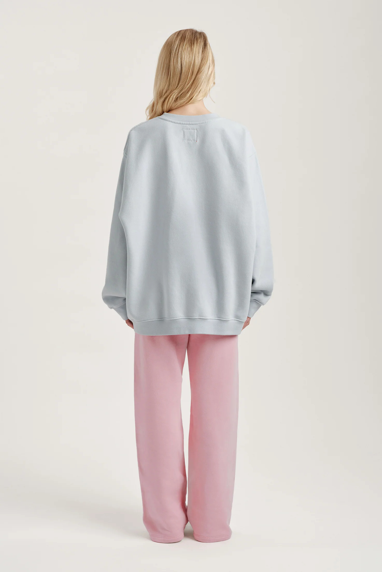 MIDWEIGHT SWEATS STAPLE STRAIGHT LEG SWEATPANTS - INVERSE BLUSH - Image 4