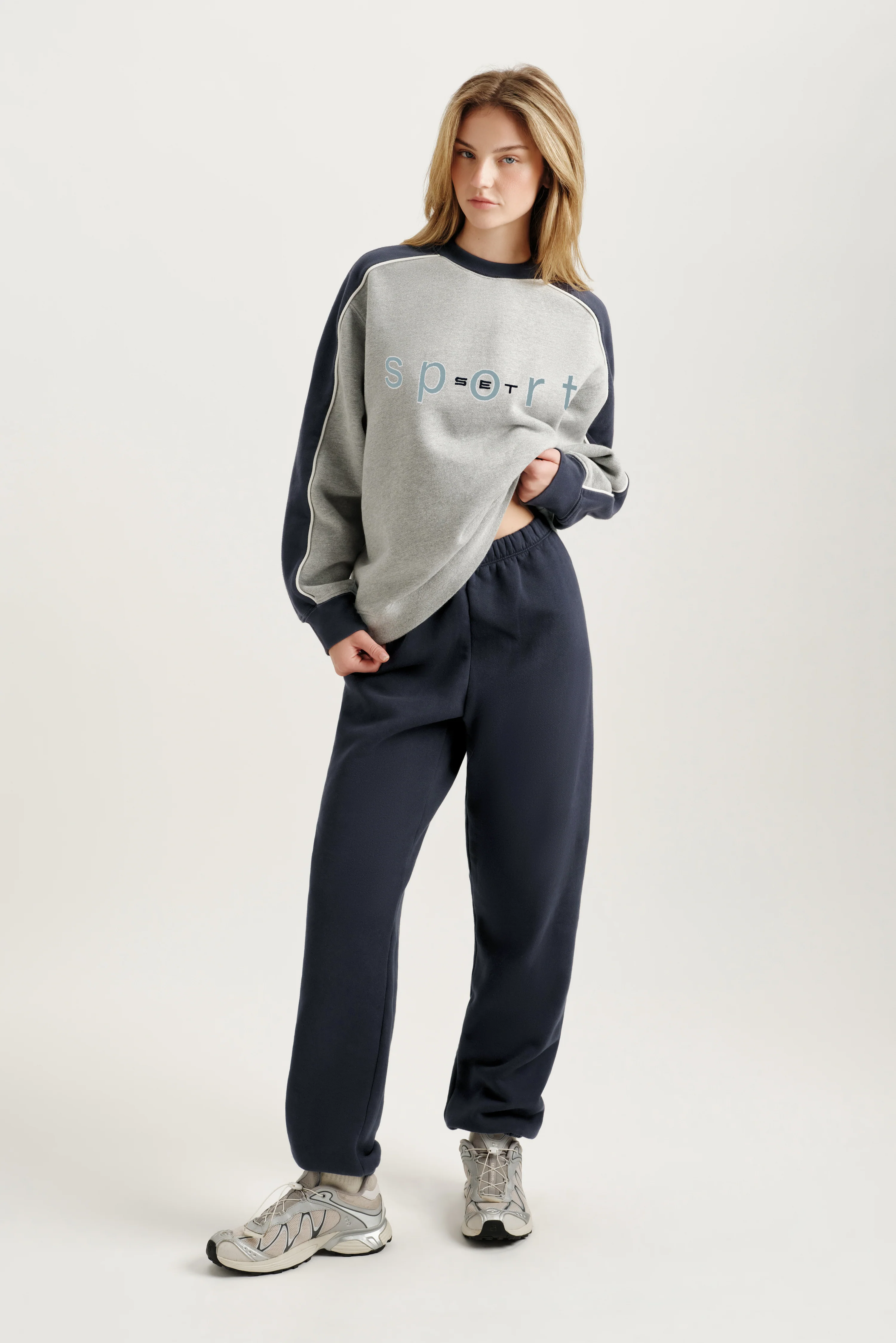 MIDWEIGHT SWEATS STAPLE OLD SCHOOL SWEATPANTS - INDIGO - Image 2