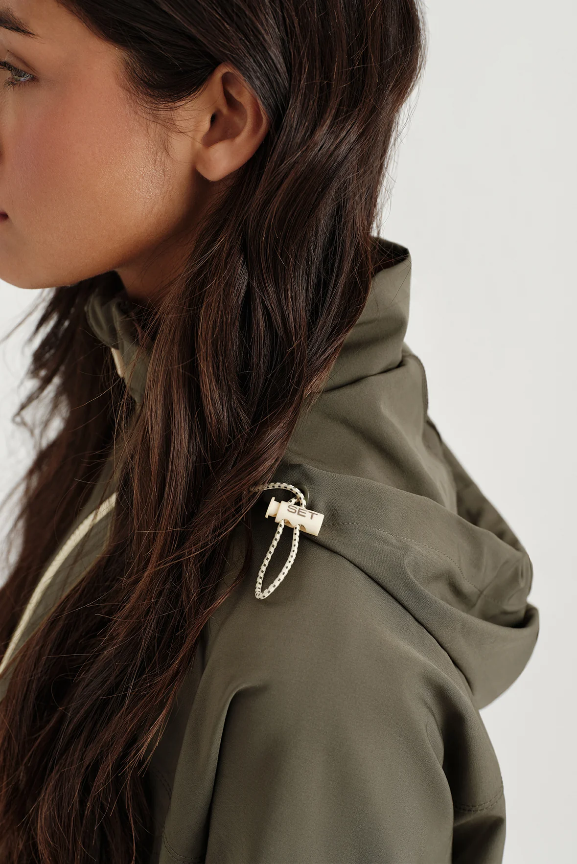 NYLON DUET CINCHED WINDBREAKER - SEDONA - Image 6