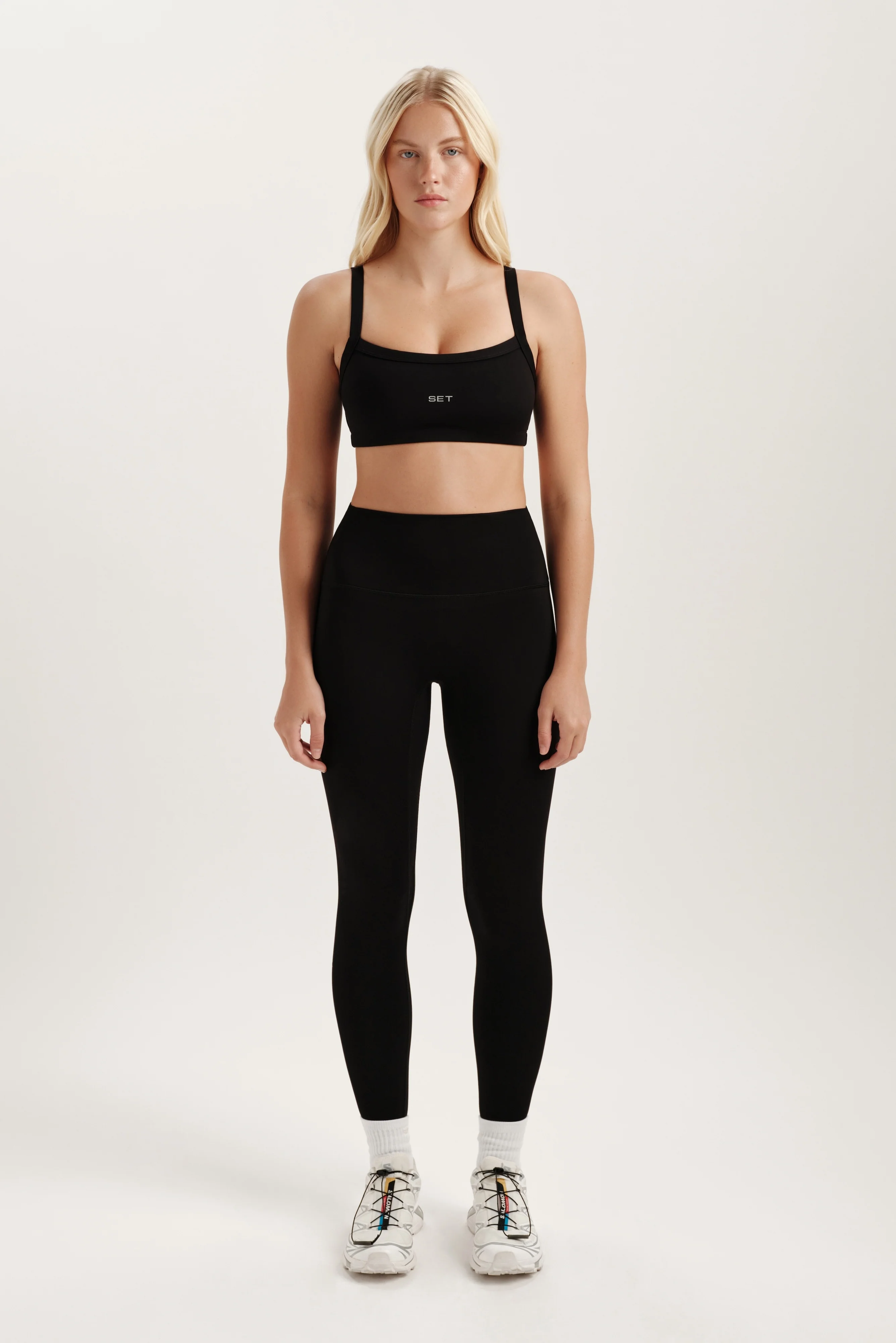 SPORTBODY® SPORTY HIGH-RISE LEGGINGS - ONYX - Image 3